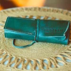 Bed STU Prepped dark teal makeup brush holder art supplies sold out color nwt